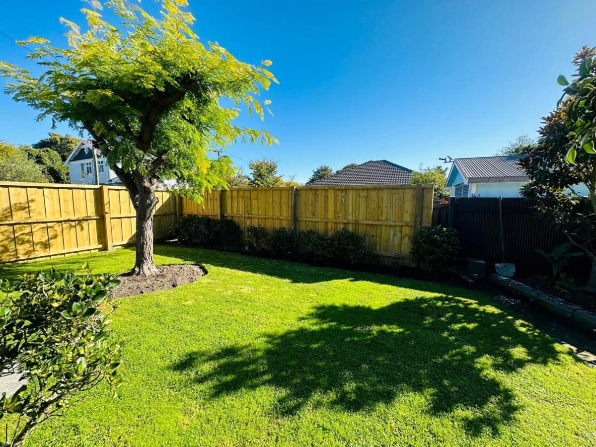 2 Bed Beckenham Beauty - Pet Friendly Villa Christchurch Bagian luar foto